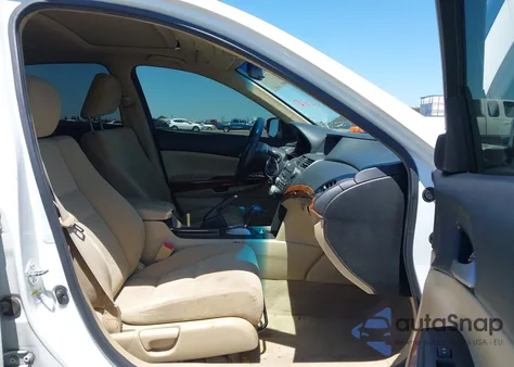 2011 Honda Accord 2.4 Ex from USA, damaged, VIN 1HGCP2F72BA136850